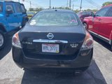 Used 2009 Nissan Altima 3.5 SE w/ Premium Pkg image 2