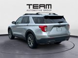 Used 2021 Ford Explorer XLT w/ Equipment Group 202A image 5