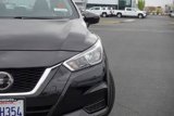 Used 2021 Nissan Versa SV image 3