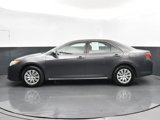 Used 2014 Toyota Camry LE image 4