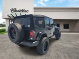 Used 2018 Jeep Wrangler Unlimited Sahara image 5