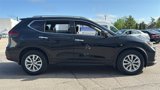 Used 2018 Nissan Rogue SV w/ Premium Package image 3