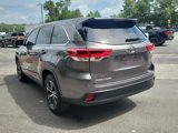 Used 2019 Toyota Highlander LE image 5