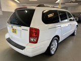 Used 2007 Hyundai Entourage GLS image 6