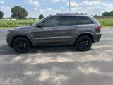 Used 2021 Jeep Grand Cherokee Laredo X image 2