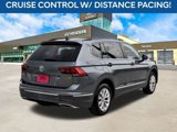 Used 2018 Volkswagen Tiguan SE w/ Front Fog Lights Package image 5