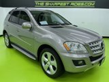 Used 2009 Mercedes-Benz ML 320 BlueTEC 4MATIC image 2