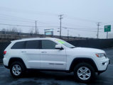 Used 2017 Jeep Grand Cherokee Laredo w/ Quick Order Package 23E image 4