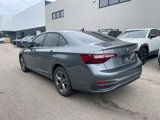 Used 2022 Volkswagen Jetta SE image 2