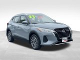 Certified 2023 Nissan Kicks SV image 3