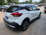 Used 2019 Nissan Kicks SR image 4