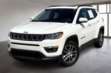 Used 2020 Jeep Compass Latitude image 2