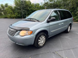 Used 2006 Chrysler Town & Country Touring image 2