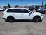 Used 2017 Volkswagen Golf S image 4