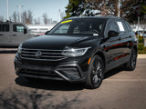Used 2024 Volkswagen Tiguan SE w/ Panoramic Sunroof Package image 5