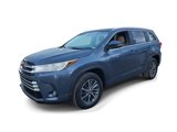 Used 2018 Toyota Highlander SE image 3
