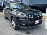 Used 2023 Jeep Compass Sport image 2