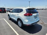 Used 2018 Nissan Rogue SV image 5