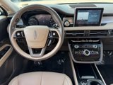 Used 2022 Lincoln Corsair AWD w/ Premium Package image 4