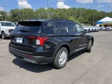New 2025 Ford Explorer Active w/ Active Comfort Package image 3