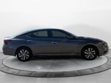 Used 2022 Nissan Altima 2.5 S image 2