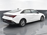 Certified 2025 Hyundai Elantra SE image 3