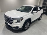 Used 2022 GMC Terrain SLT image 3
