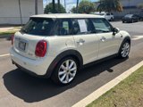 Used 2015 MINI Cooper 4-Door Hardtop image 5
