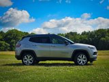 Used 2022 Jeep Compass Limited image 3