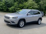 Used 2019 Jeep Cherokee Latitude w/ Cold Weather Group image 3