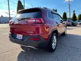 Used 2017 Jeep Cherokee Limited image 5