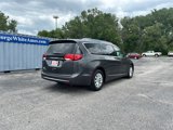 Used 2018 Chrysler Pacifica Touring-L image 4