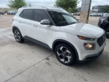 Used 2023 Hyundai Venue SEL image 3