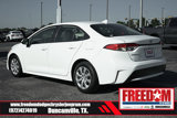 Used 2022 Toyota Corolla LE image 3