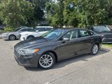Used 2020 Ford Fusion SE image 3