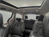 Used 2018 Chrysler Pacifica Limited w/ Tire & Wheel Group image 3