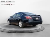 Used 2015 Nissan Altima 2.5 SV w/ Convenience Package image 3