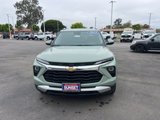 Used 2025 Chevrolet TrailBlazer LT w/ LT Cold Weather Package image 2