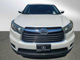 Used 2015 Toyota Highlander LE image 2