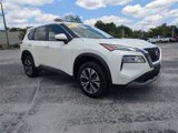 Used 2023 Nissan Rogue SV image 2