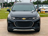 Used 2022 Chevrolet Trax LT w/ LT Convenience Package image 2