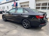 Used 2022 Volkswagen Jetta SE w/ Panoramic Sunroof Package image 2