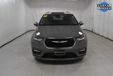 Used 2023 Chrysler Pacifica Limited image 4