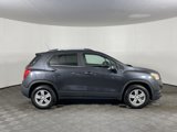 Used 2016 Chevrolet Trax LT w/ LT Sun and Sound Package image 5