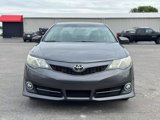 Used 2014 Toyota Camry SE image 2