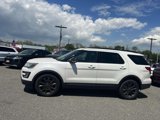 Used 2017 Ford Explorer XLT w/ Equipment Group 202A image 4
