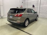 Used 2018 Chevrolet Equinox LT image 3