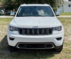 Used 2021 Jeep Grand Cherokee Limited image 2