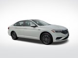 Used 2019 Volkswagen Jetta SEL w/ Cold Weather Package image 3