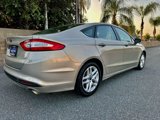 Used 2016 Ford Fusion SE image 4